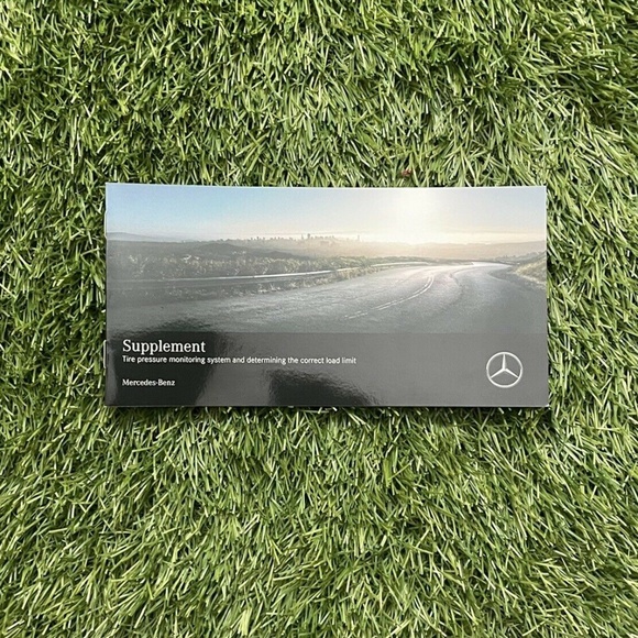 2020 Mercedes-Benz GLB Owners Manual (GLB250 4MATIC 2.0L, GLB250 Sport 2.0L) - Picture 6 of 12